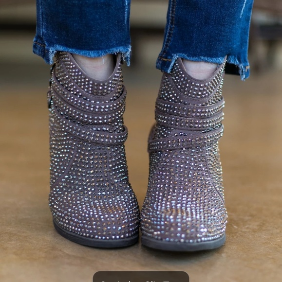 Touch of Serendipity Crystal Bling Heeled Booties - Picture 3 of 5